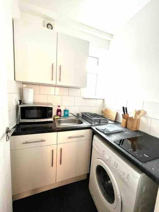 Spacious Flat In * Londen